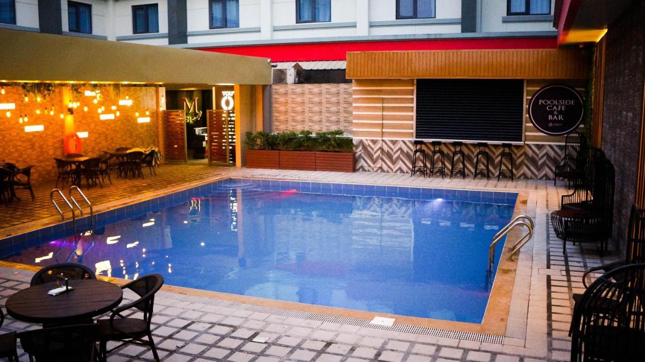 The Marison Hotel Legazpi Exteriér fotografie